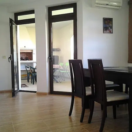 Etara 2 Apartamento *