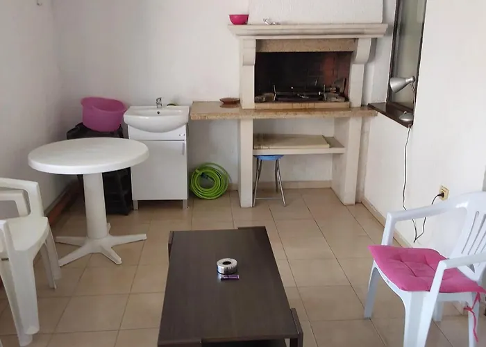 Etara 2 アパート