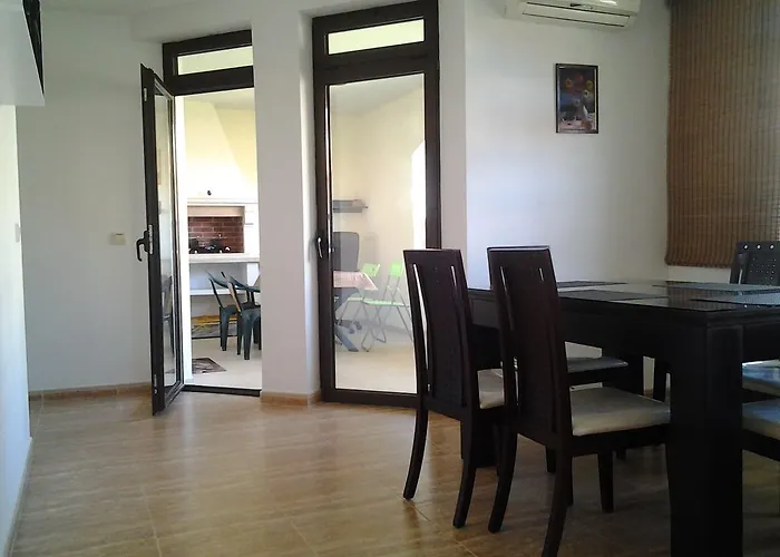 Etara 2 アパート *