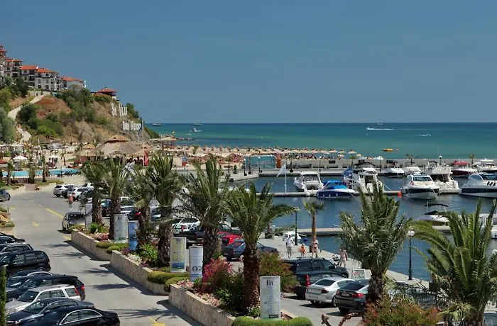 アパート Etara 2 *